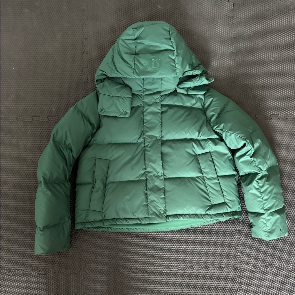 Lululemon Cropped Wunderpuff Jacket